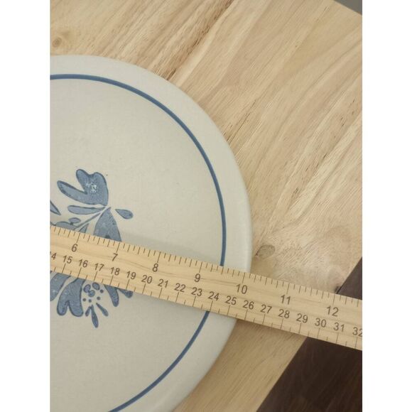 Pfaltzgraff Yorktowne blue 10 in dinner plate - Picture 3 of 4